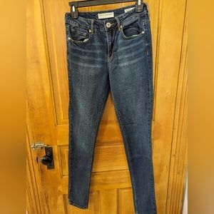 Bullhead denim Co dark wash blue high rise skinniest size 5